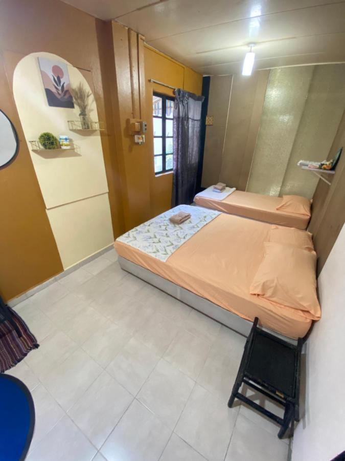 Pesona Backpackers Inn コタバル エクステリア 写真